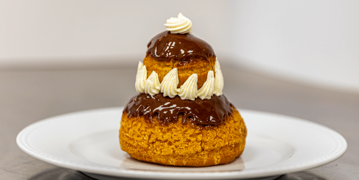 Religieuse Chocolate - Amore Mio | Sandwiches & Salads Delivery in Monaco, Cap-d'Ail & Beausoleil